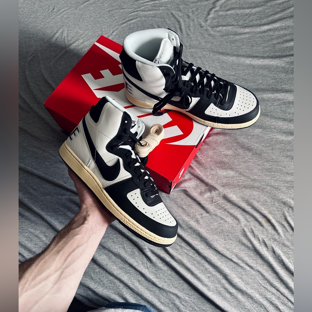 Nike- Terminator Highs (Size US11M) BRAND NEW!!